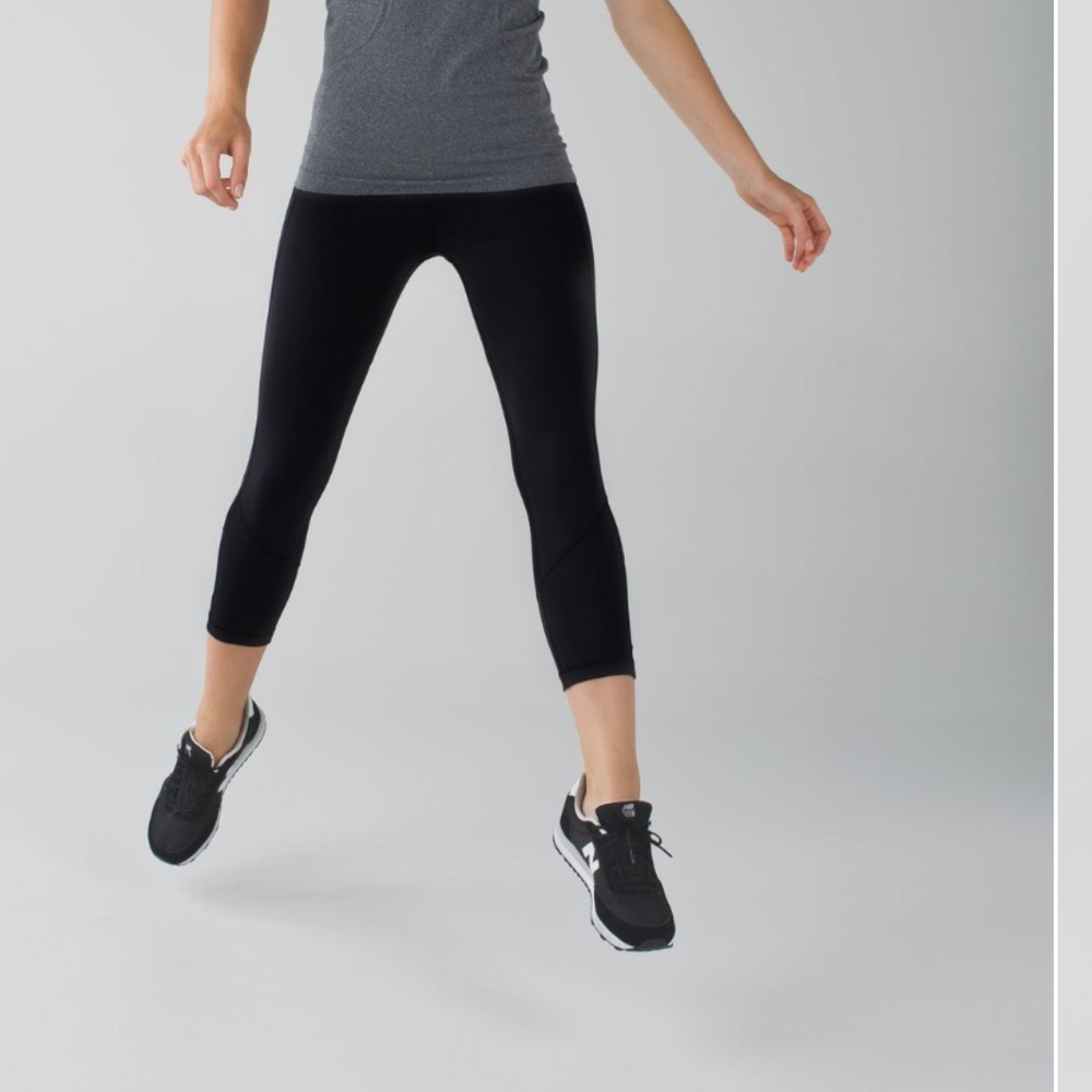 Lululemon Pace Crop Rival